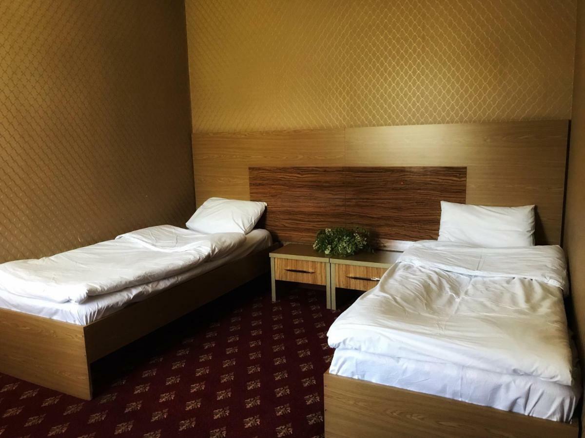 Park House Taldykorgan Hotell Eksteriør bilde